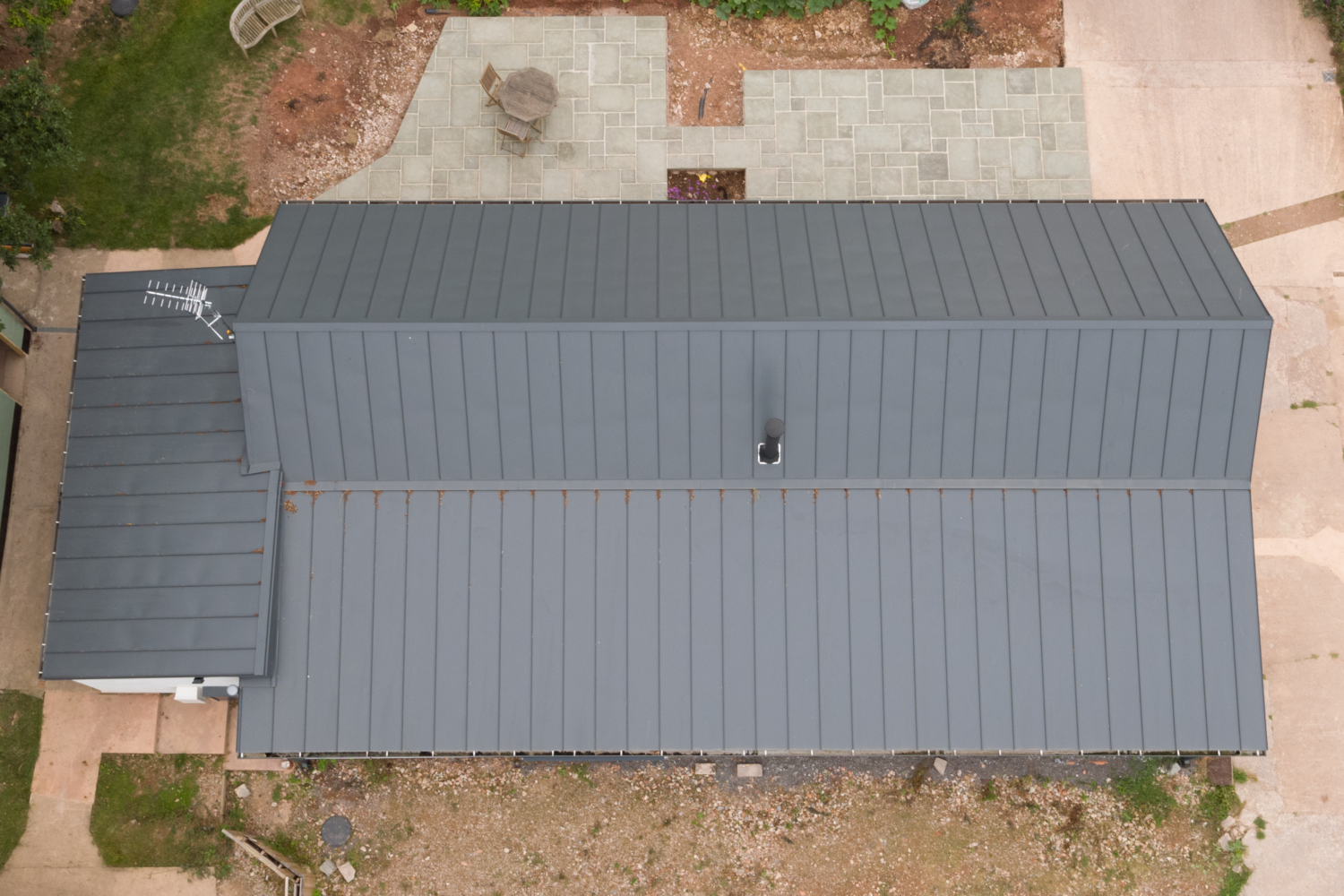 catnic urban installation at family bungalow